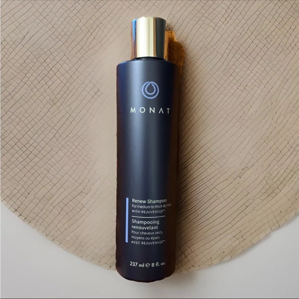 Monat Renew Shampoo Infused w/ Rejuveniqe 8 fl oz NEW Sealed Beauty Hair Health